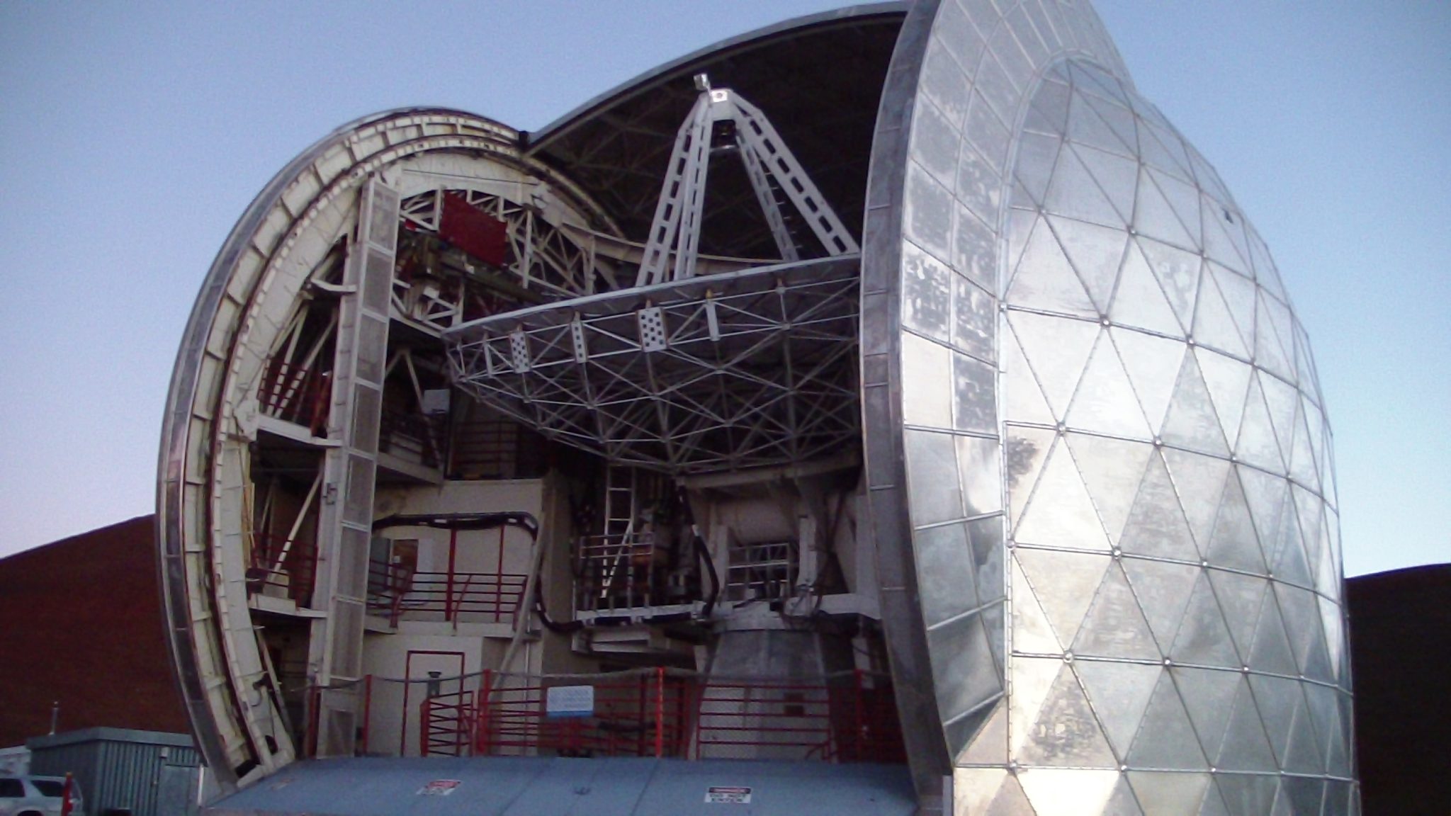 Meet The Lebanese Scientist Who Helped NASA Discover The 7 Earth-Like Planets 2