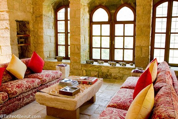 10+ Inside Looks At Lebanese Family Homes 3