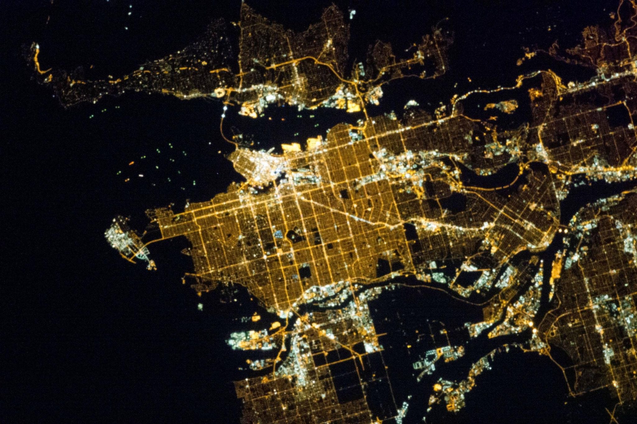 This Is What Beirut And Other World Cities Look Like From Space 2