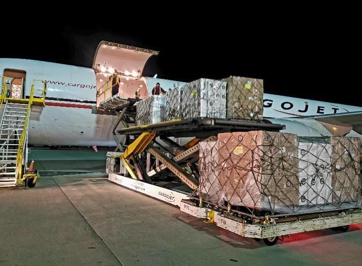 Cargo Plane From Canada Arrived With Enough Food To Feed Over 12,000 Lebanese People For 2 Weeks 7 Canada for Lebanon flight 1