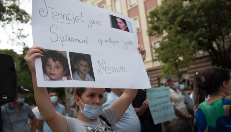 A protest for the rescue of Albanian children trapped in Syria.