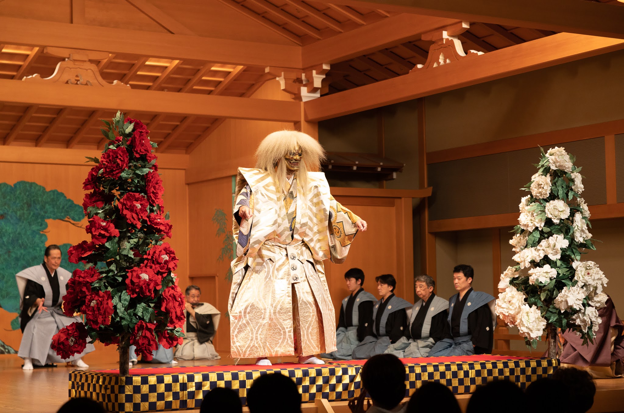 This Upscale Charity Event In Japan Is Donating All Its Funds To Help Beirut's Victims 1