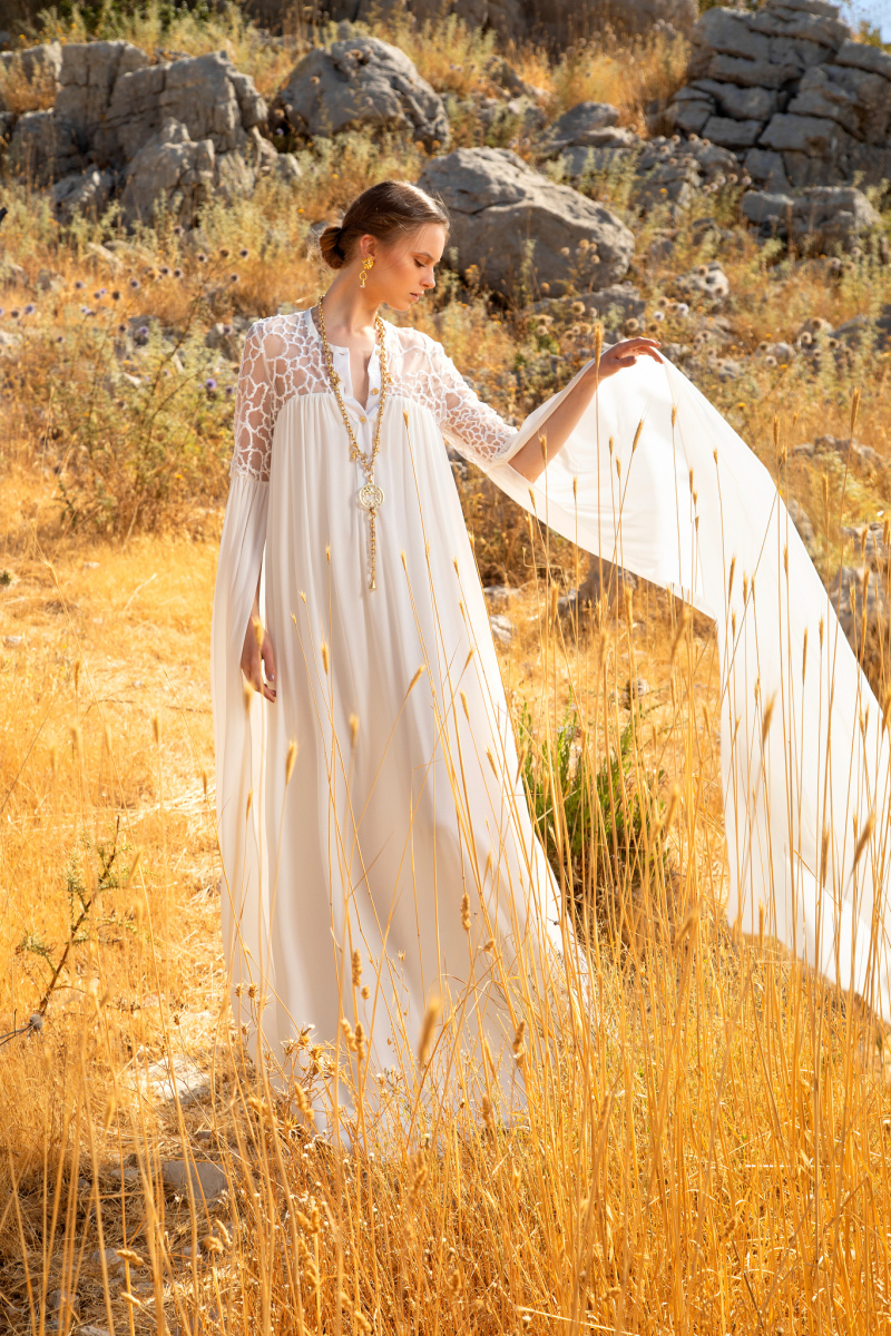 Elie Saab's Spring-Summer 2021 Collection Celebrates The Life Of 'A New Dawn' (Video) 2