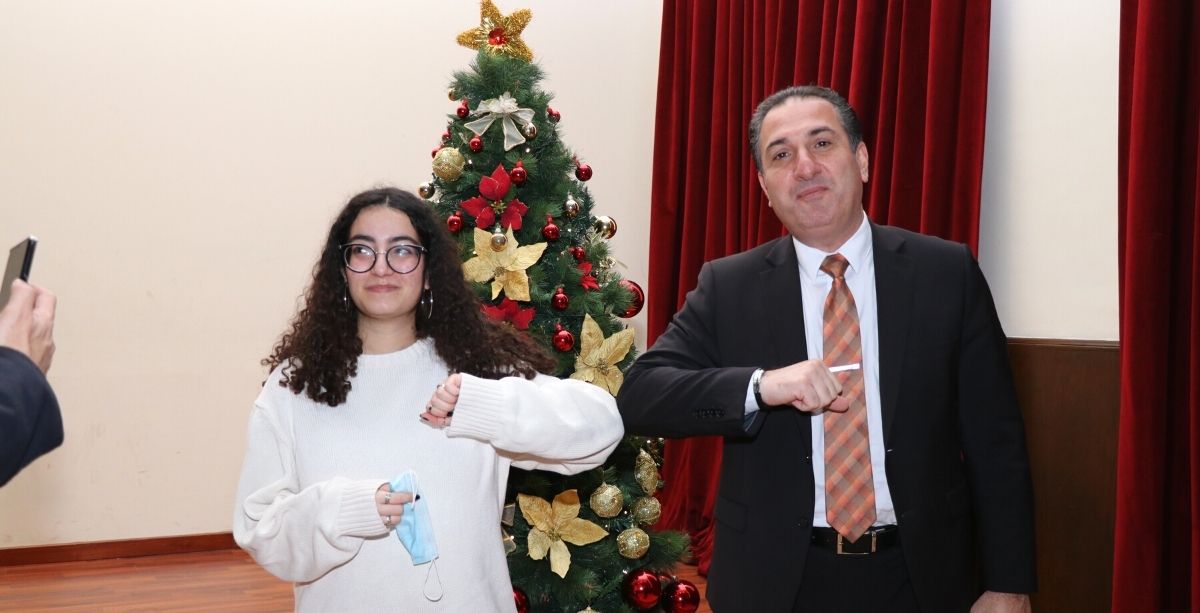 How Christmas In Lebanon Is Celebrated By Christians And Muslims Alike 3 Brummana High School Just Got An Official Postage Stamp