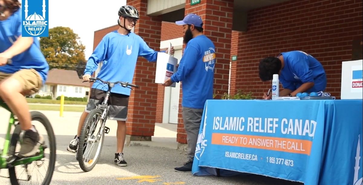 The group of 15-16-year-olds rode their bikes for 10 kilometers with the aim of raising $300.