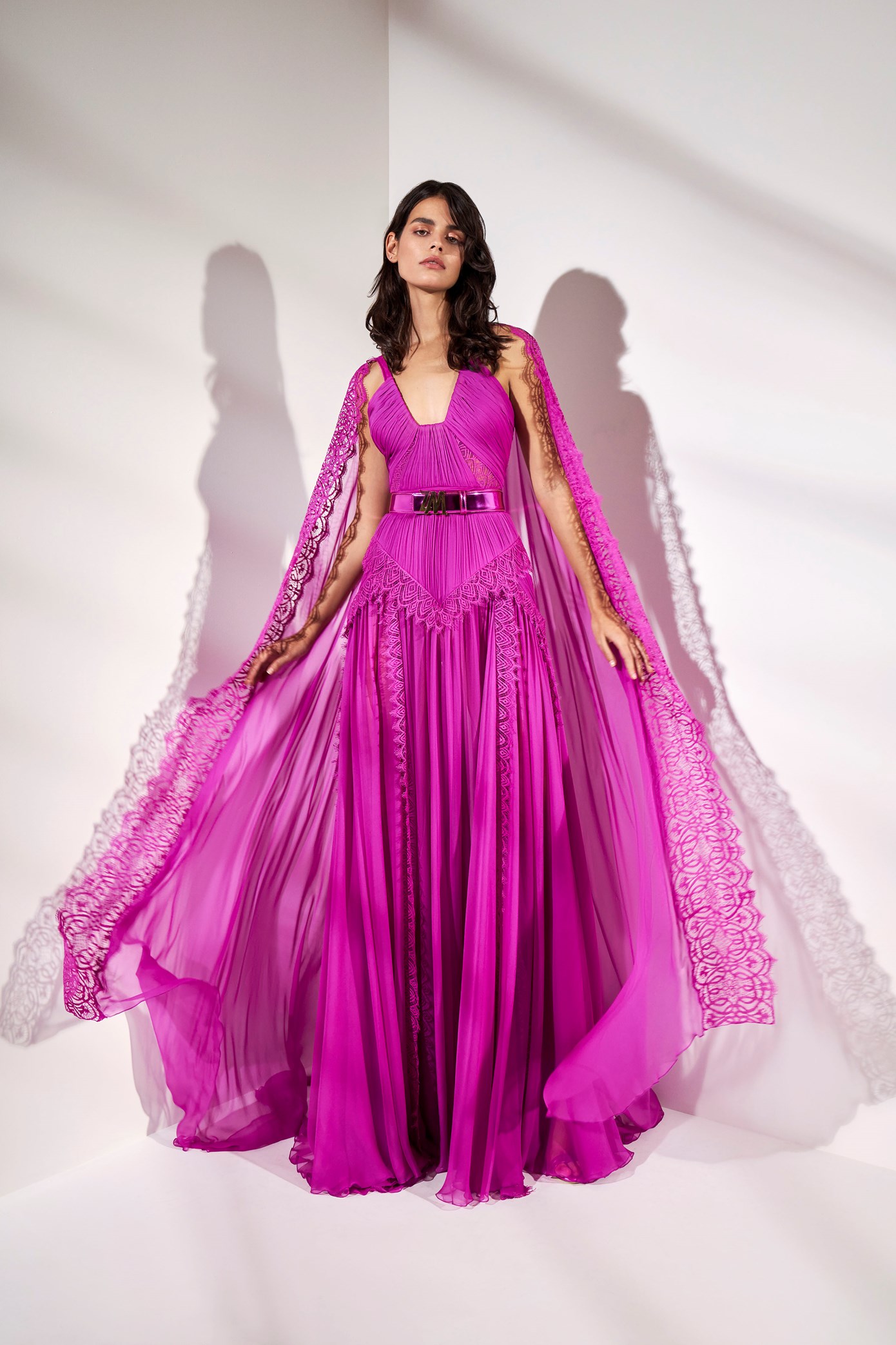 Zuhair Murad Infuses Tropical Elegance Into His New Spring Collection 13