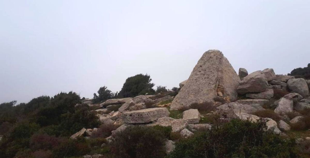 Ancient Megalithic Burial Discovered In North Lebanon