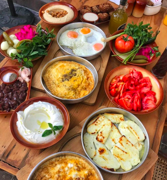 12 Typical But Delicious Lebanese Breakfast Dishes 10