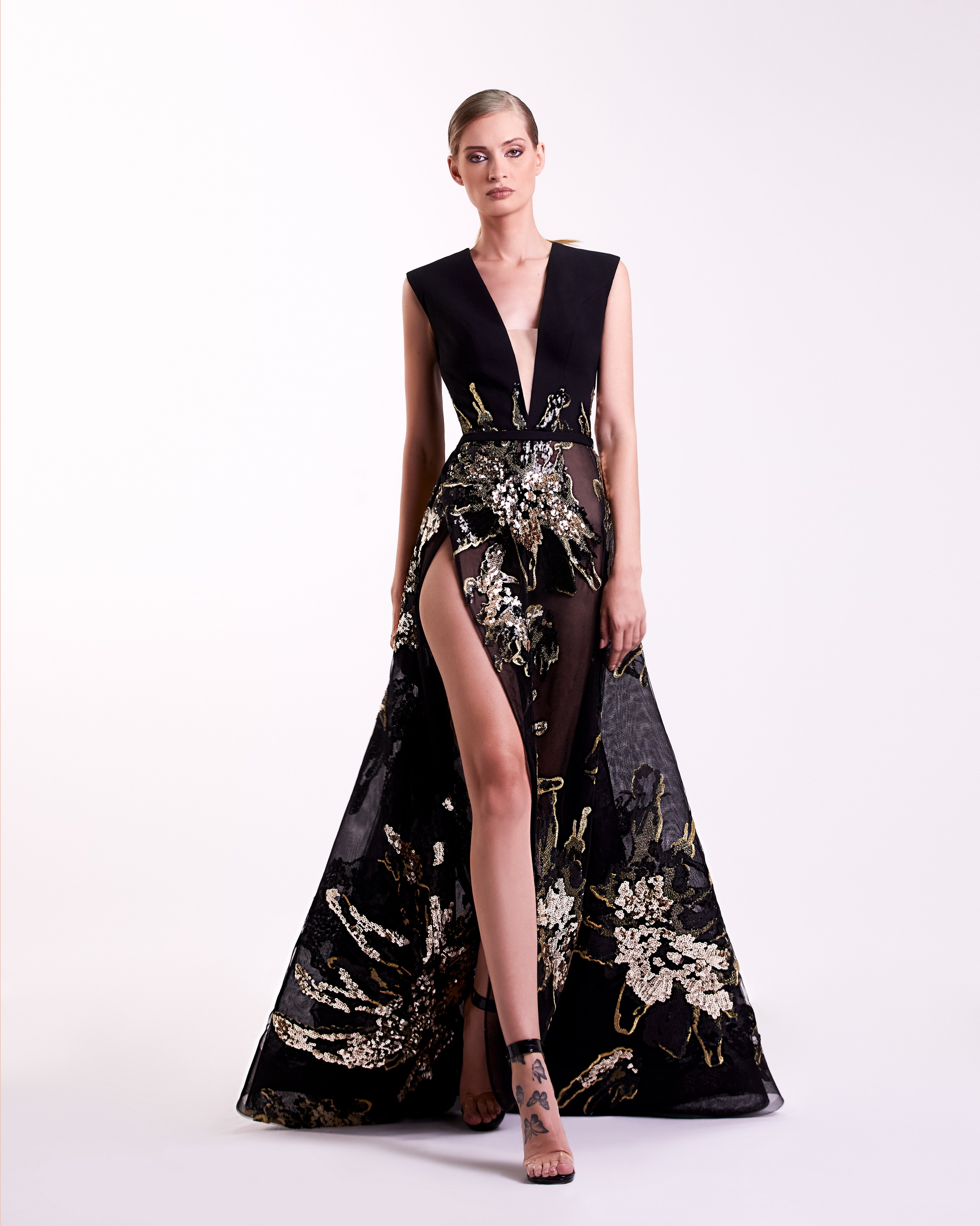 Edward Arsouni Released A Collection Of Feminine Gracefulness For Spring/Summer 2022 3