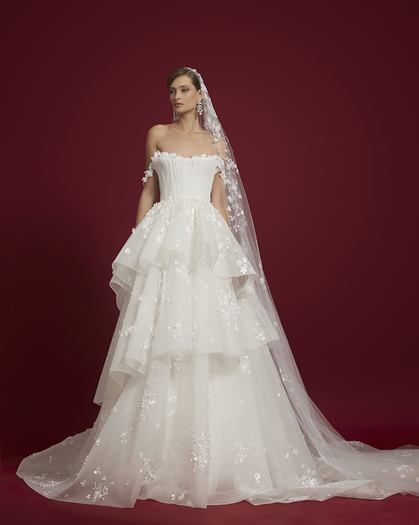 Georges Hobeika's Bridal Collection For Fall 2022 Is Nothing Short Of Fabulous 2