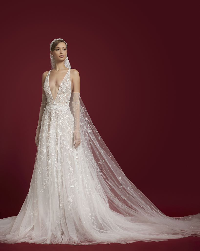 Georges Hobeika's Bridal Collection For Fall 2022 Is Nothing Short Of Fabulous 9