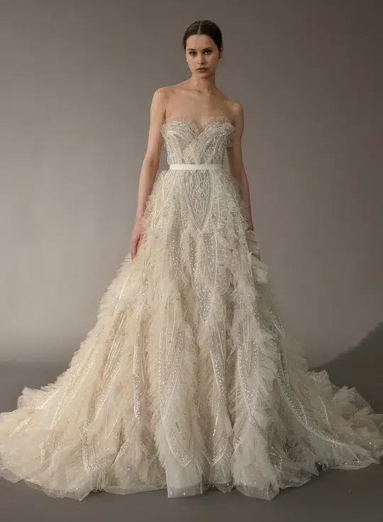 Check Out Elie Saab's Graceful Bridal Collection For The Spring Of 2023 13