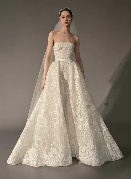 Check Out Elie Saab's Graceful Bridal Collection For The Spring Of 2023 3
