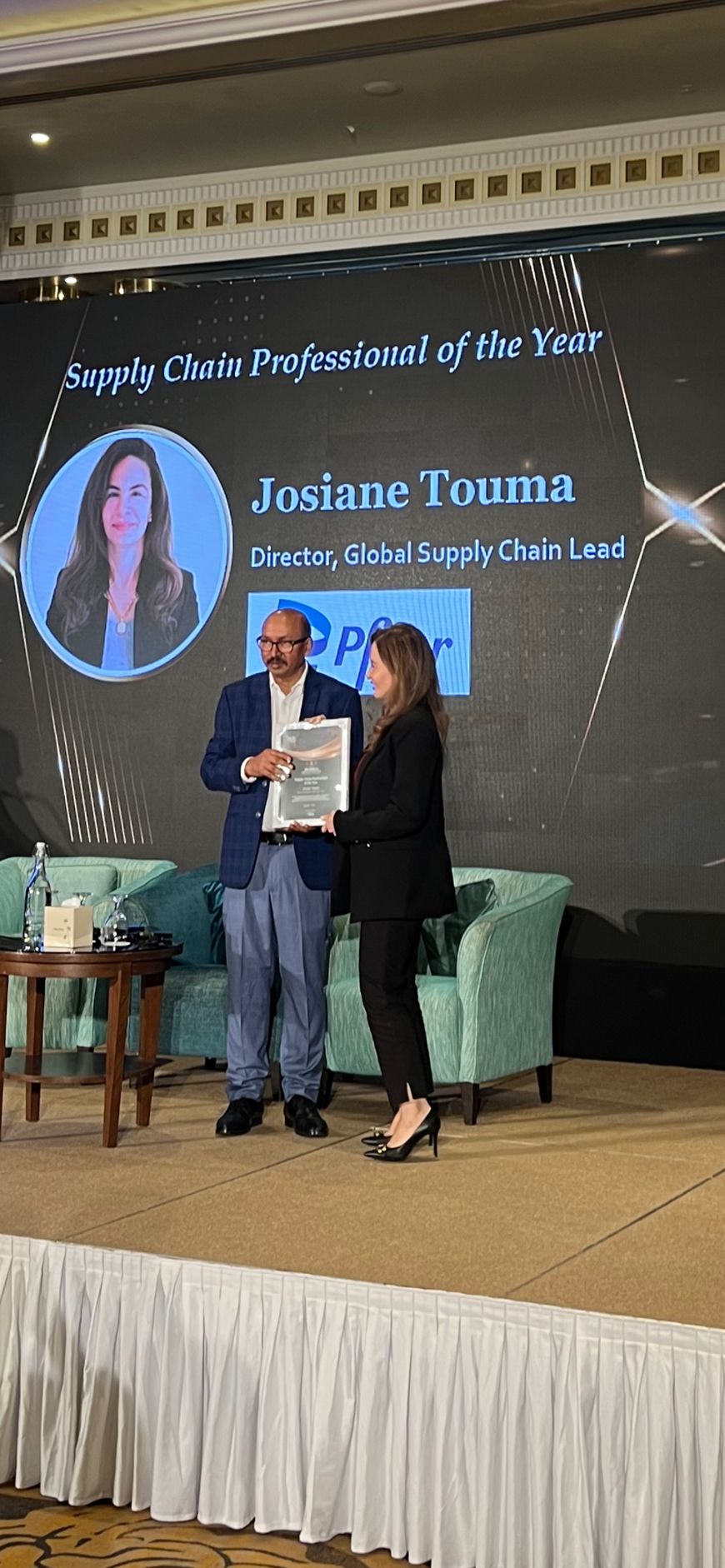 Lebanese Josiane Touma Was Awarded For Her Work At Pfizer 1