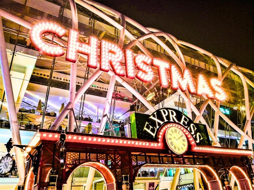 75+ pictures that prove Lebanon is a Christmas Wonderland! 38